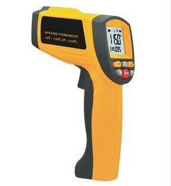 GM1150A -18 ~ 1150 °C 50: 1 مقياس الحرارة تحت الحمراء الصناعية الأصفر + الأسود المزود