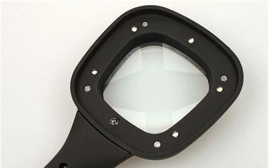 مكبر 4X محمول مع 6 أضواء LED المزود